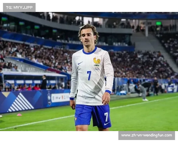 德尚面临选择格列兹曼与登贝莱的进攻与防守之策 德尚面临选择格列兹曼与登贝莱的进攻与防守之策