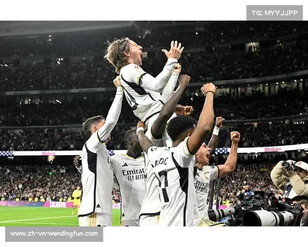 皇马客场逆转塞维利亚 巴尔韦德精彩进球助球队取胜 皇马客场逆转塞维利亚 巴尔韦德精彩进球助球队取胜