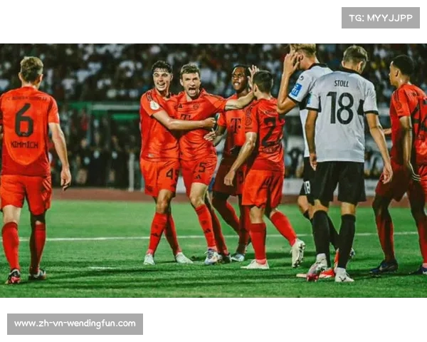 穆勒调侃新援加盟后笑话复活重现队内欢声笑语 穆勒调侃新援加盟后笑话复活重现队内欢声笑语