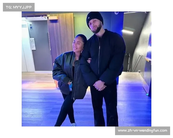 库里妻子阿耶莎分享迈阿密生日派对回忆库里与格林同框合影温馨瞬间 库里妻子阿耶莎分享迈阿密生日派对回忆库里与格林同框合影温馨瞬间