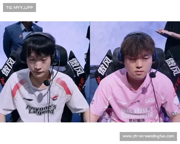 新王登基 LPL第一中单Shanks崭露头角引发热议 新王登基 LPL第一中单Shanks崭露头角引发热议