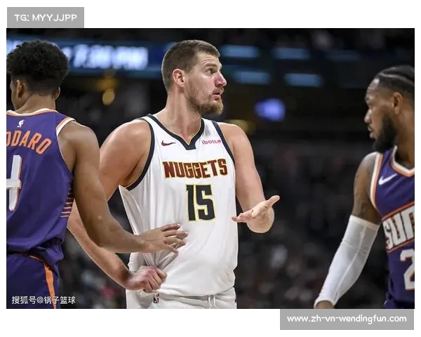 约基奇巧妙高抛助攻沃特森完成空接双手暴扣精彩瞬间 约基奇巧妙高抛助攻沃特森完成空接双手暴扣精彩瞬间